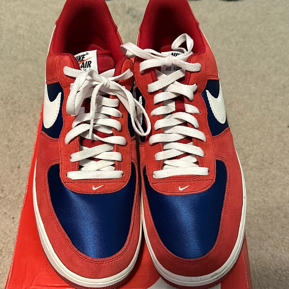 Air Force 1 “scissors”